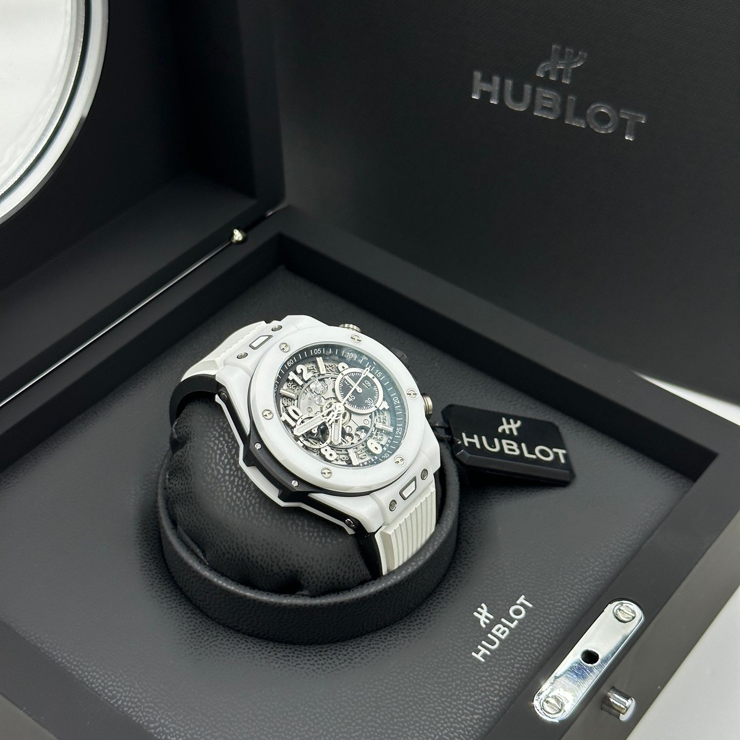 Hublot Big Bang Unico 421.HX.1170.RX (2023) - Transparent dial 44 mm Ceramic case (2/8)