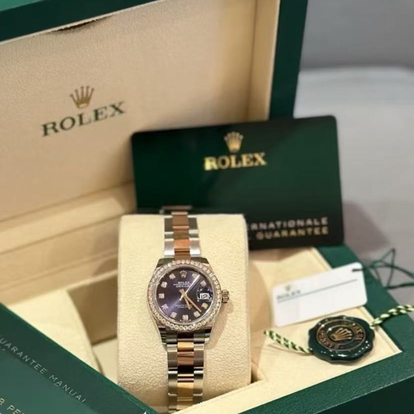 Rolex Day-Date 279381G PURPLE oys - (1/4)