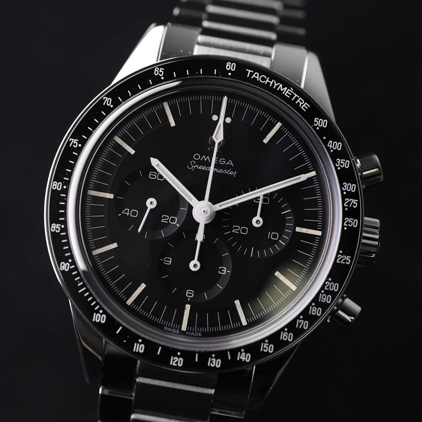 Omega Speedmaster Professional Moonwatch 311.30.40.30.01.001 (2020) - Black dial 40 mm Steel case (2/3)