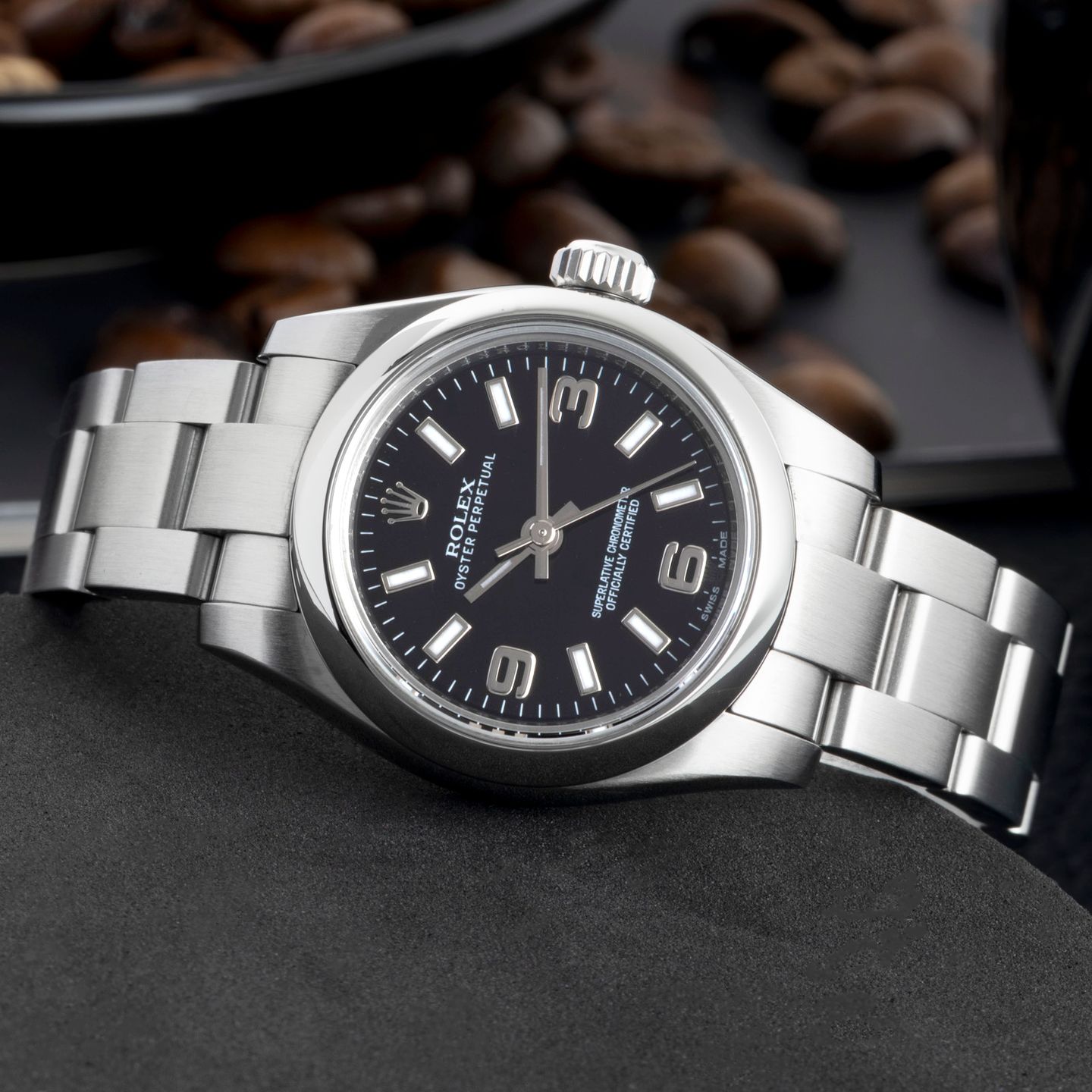 Rolex Oyster Perpetual 26 176200 (Unknown (random serial)) - Black dial 26 mm Steel case (2/8)