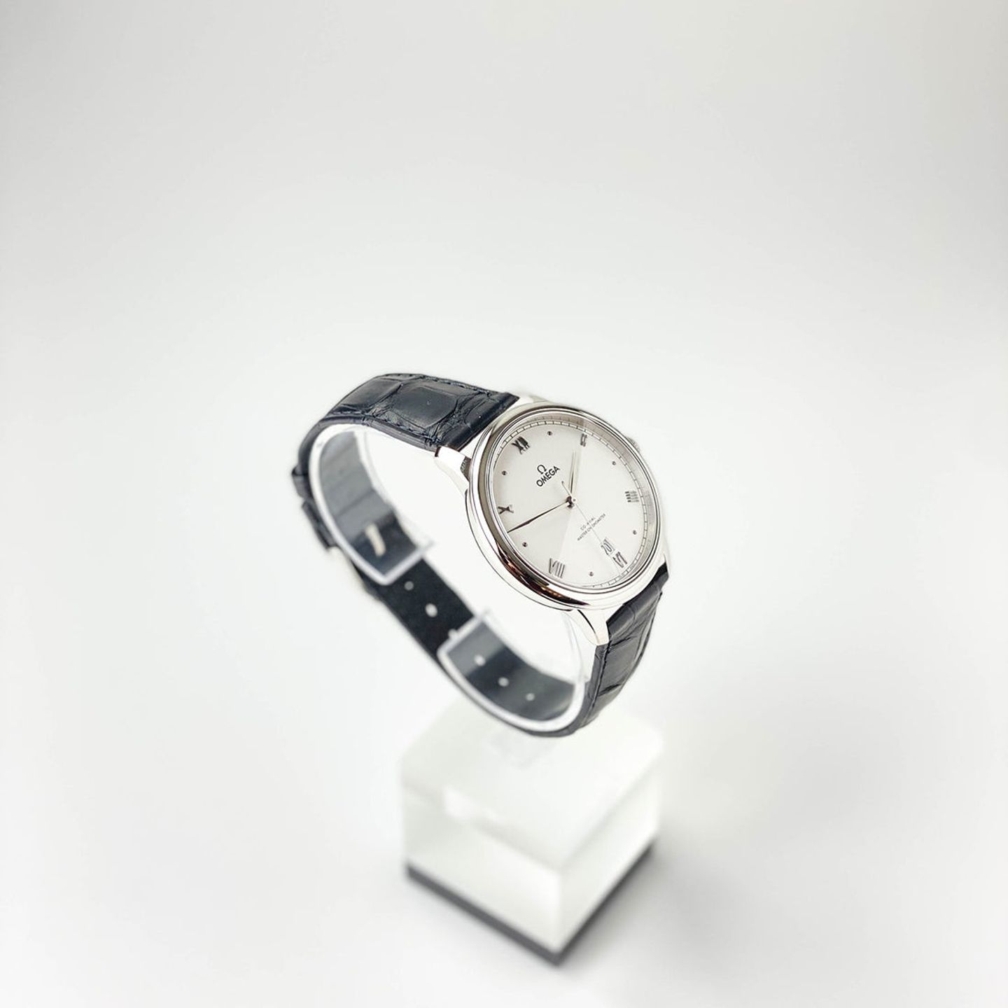 Omega De Ville 434.13.40.20.02.001 (2023) - White dial 40 mm Steel case (4/4)