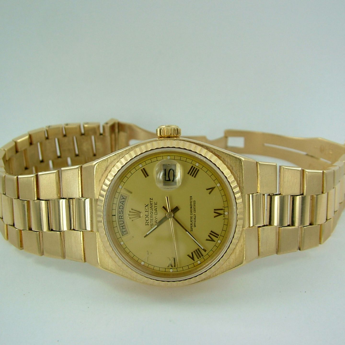 Rolex Day-Date Oysterquartz - (1985) - Gold dial 36 mm Yellow Gold case (1/7)