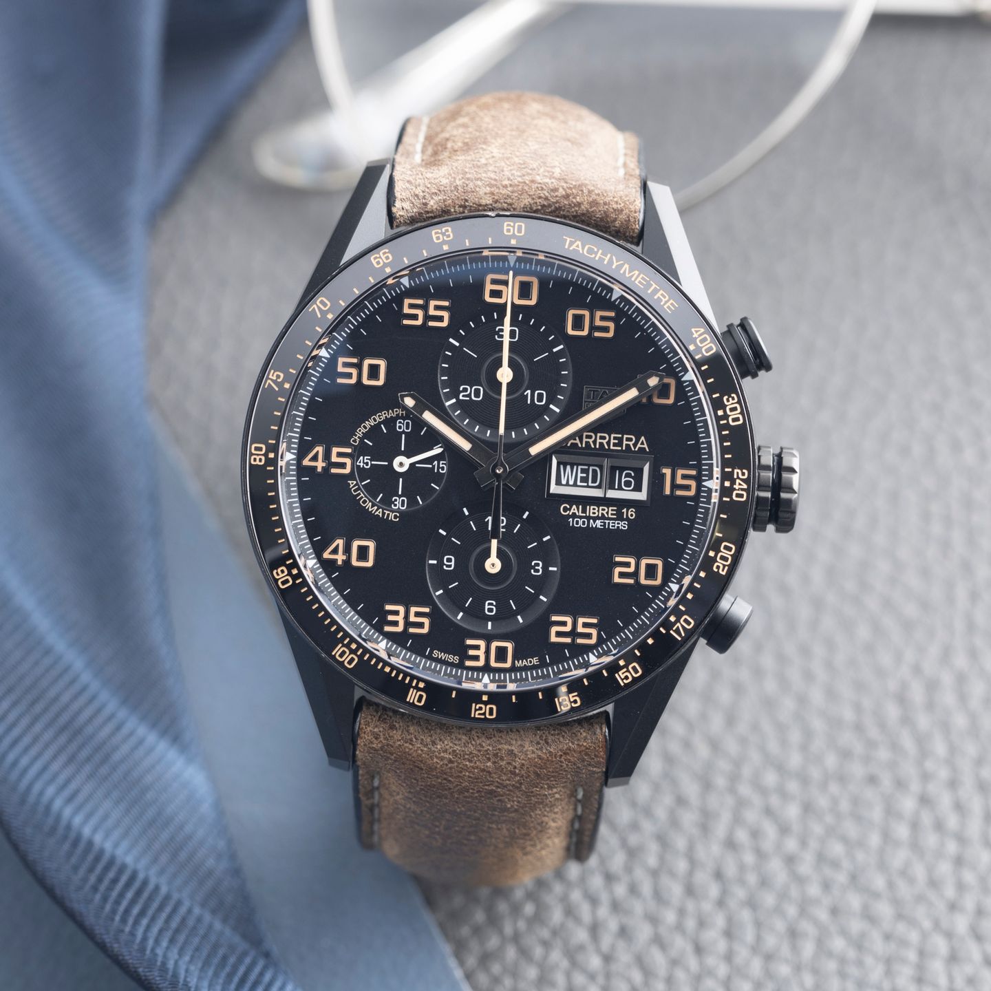 TAG Heuer Carrera Calibre 16 CV2A84.FC6394 (2024) - Black dial 43 mm Titanium case (1/8)