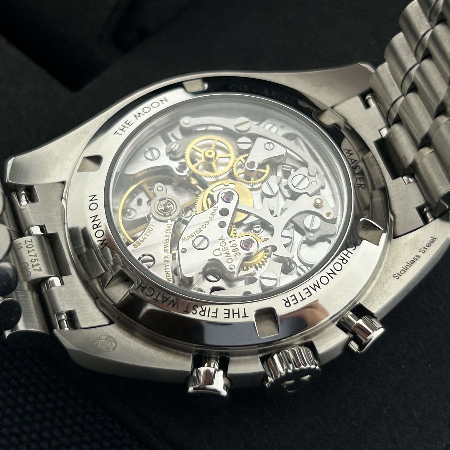 Omega Speedmaster Professional Moonwatch 310.30.42.50.04.001 - (2/8)