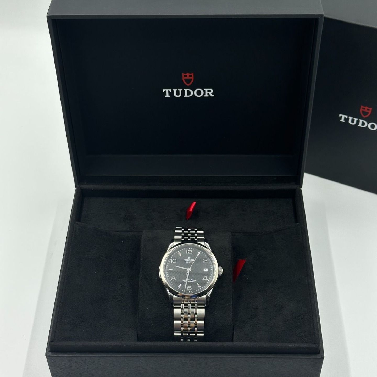 Tudor 1926 91450-0002 - (4/8)