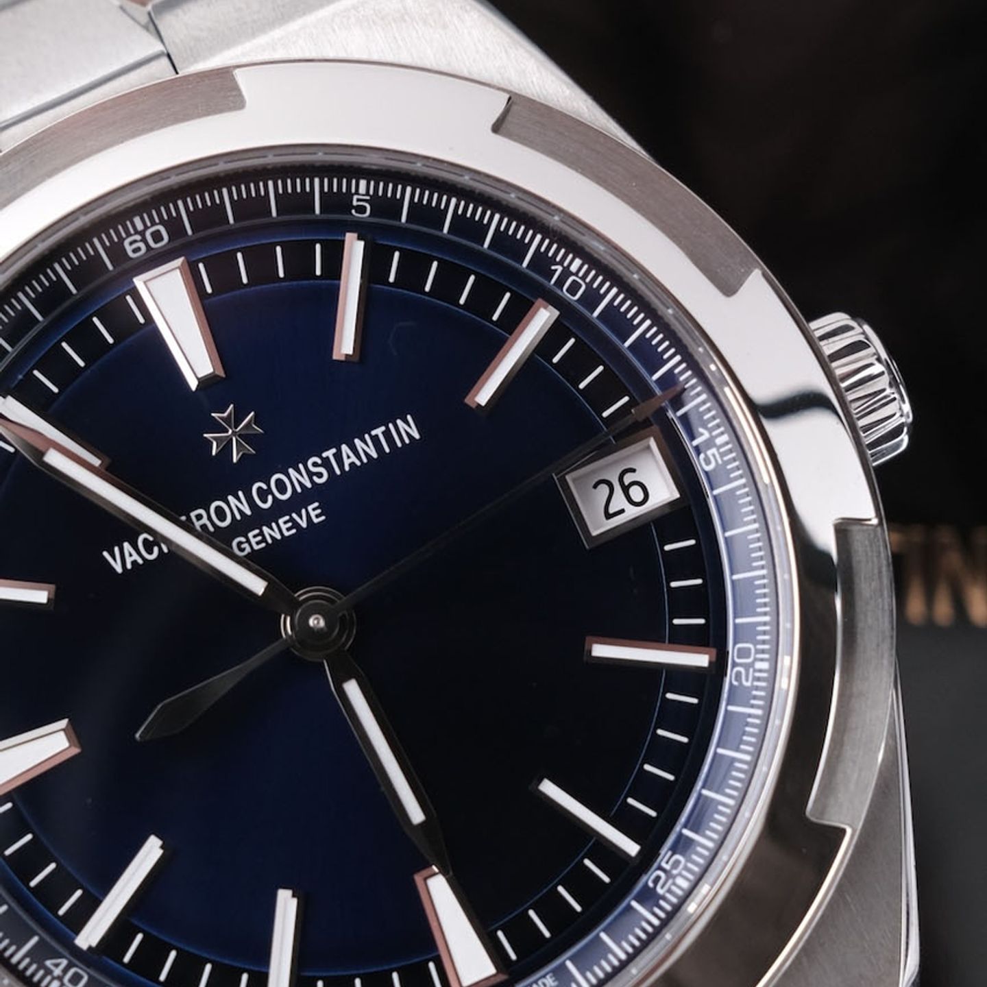 Vacheron Constantin Overseas 4500V/110A-B128 (2020) - Blue dial 42 mm Steel case (3/8)