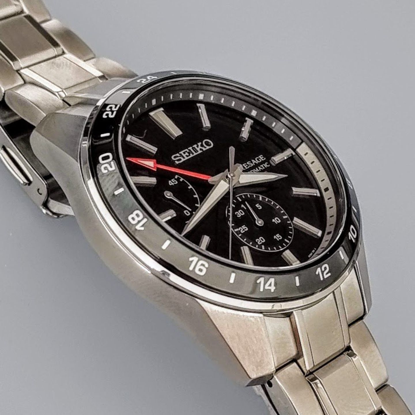 Seiko Presage SPB221J1 (2025) - Black dial 42 mm Steel case (4/8)