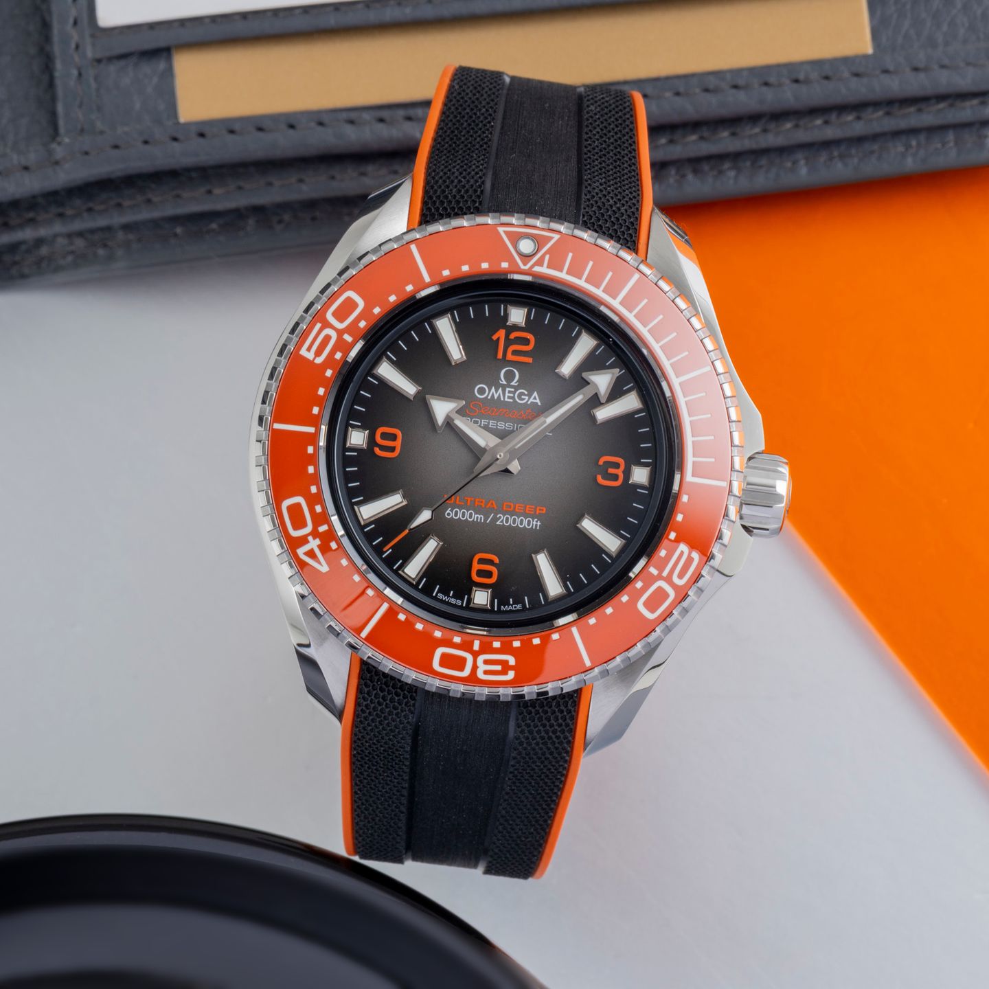 Omega Seamaster Planet Ocean 215.32.46.21.06.001 - (1/8)
