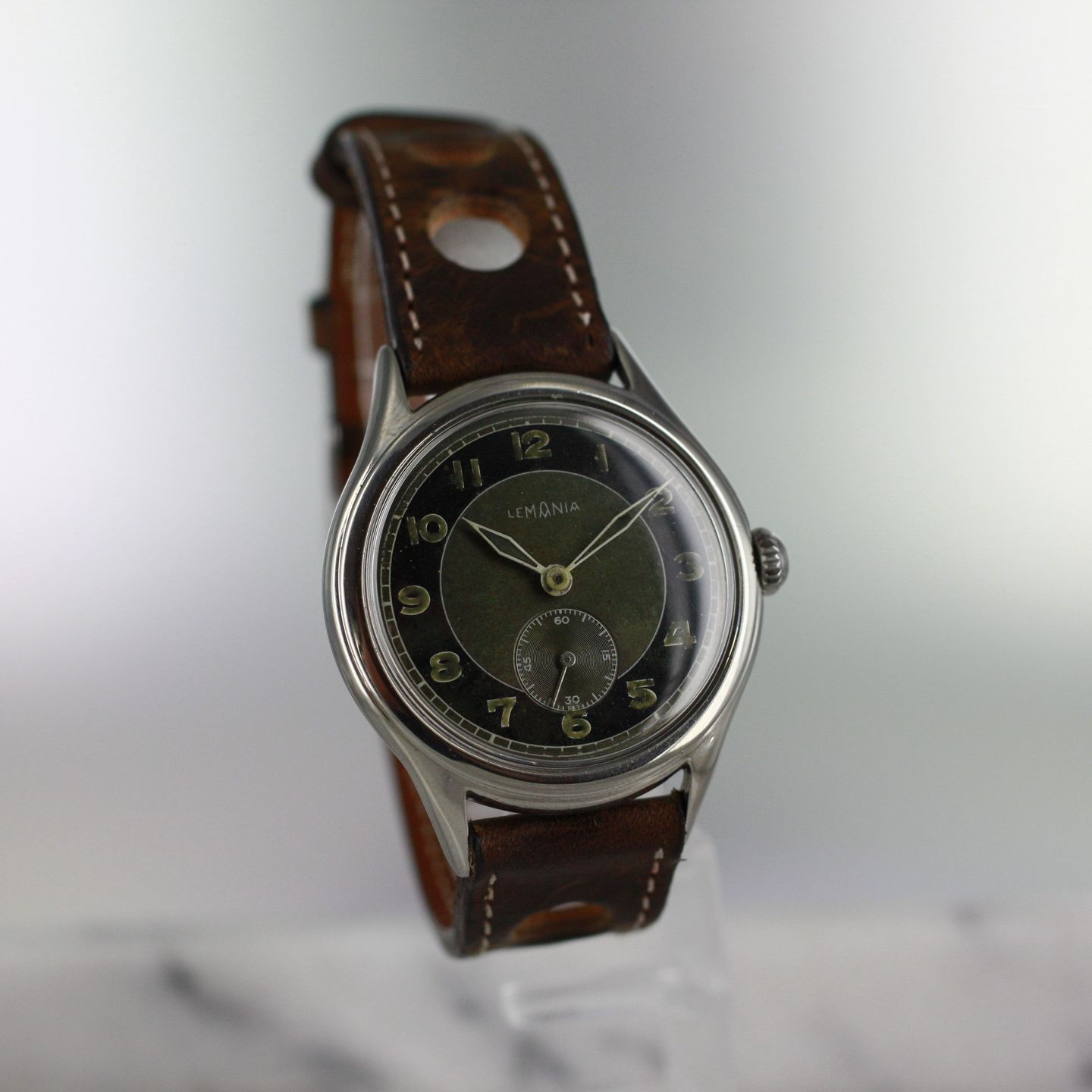 Lemania Vintage 239A (Unknown (random serial)) - Black dial Unknown Steel case (4/8)