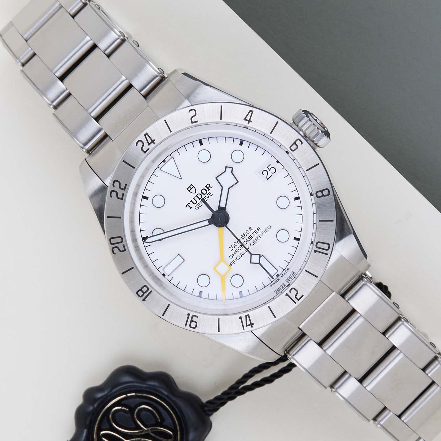 Tudor Black Bay 79470 - (1/8)