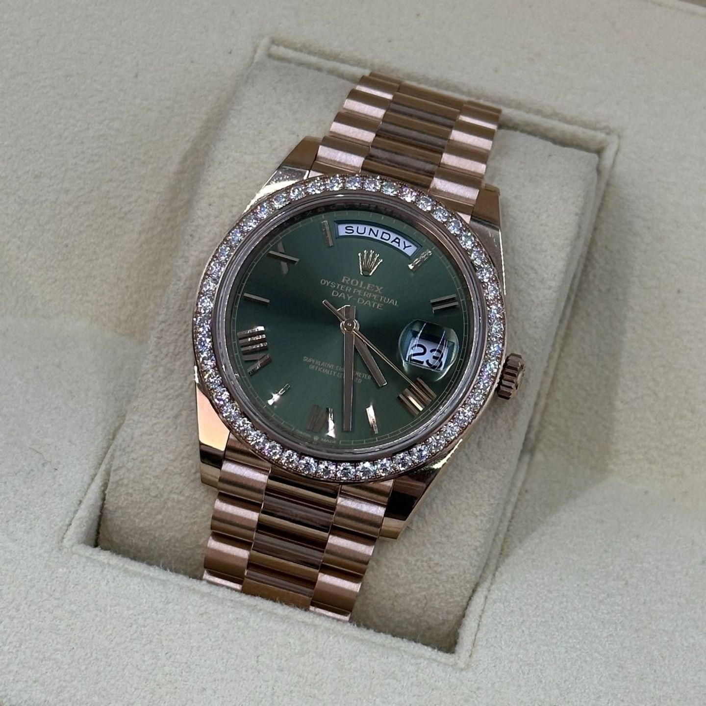 Rolex Day-Date 40 228345RBR (2024) - Groen wijzerplaat 40mm Roségoud (7/8)