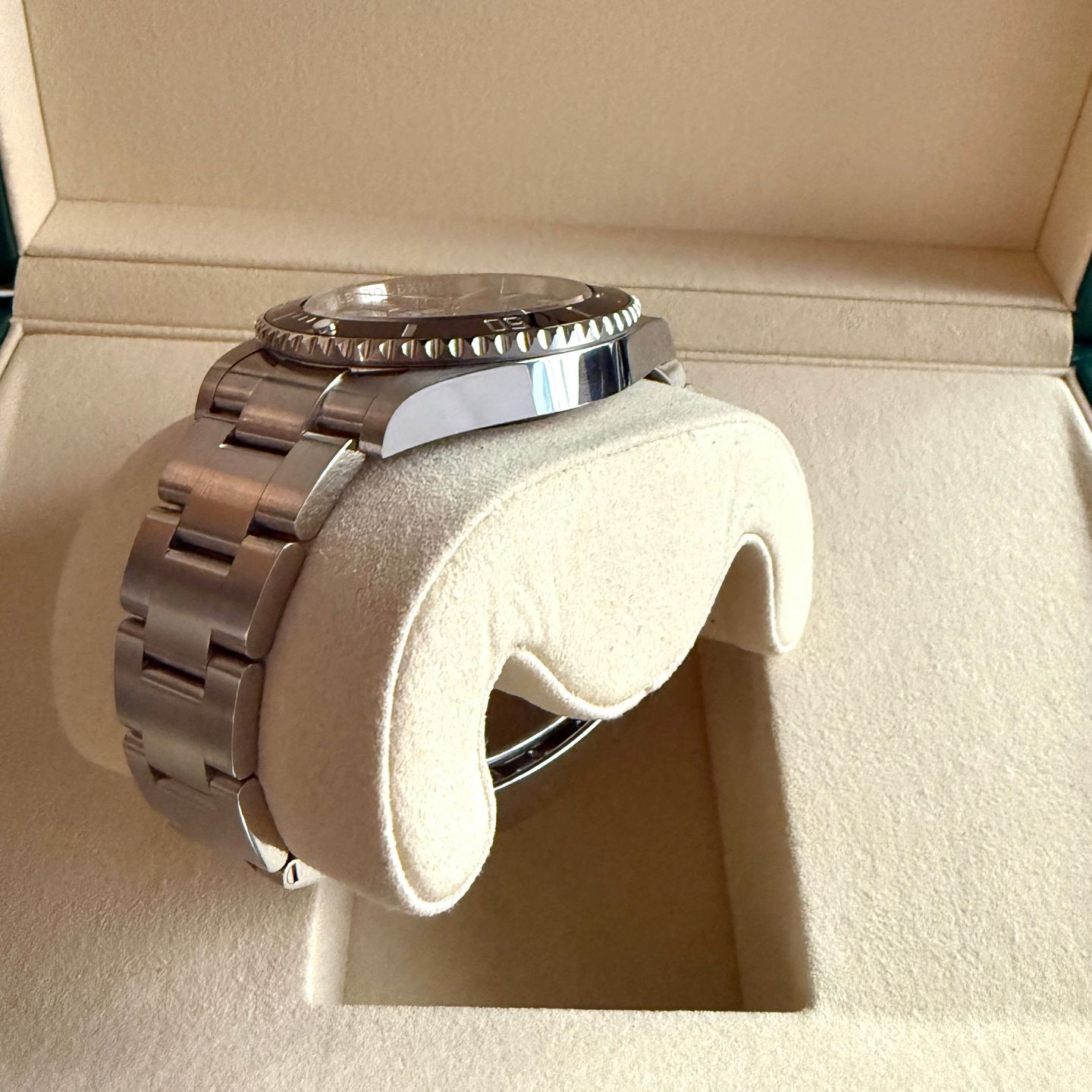 Rolex Submariner No Date 124060 - (5/7)