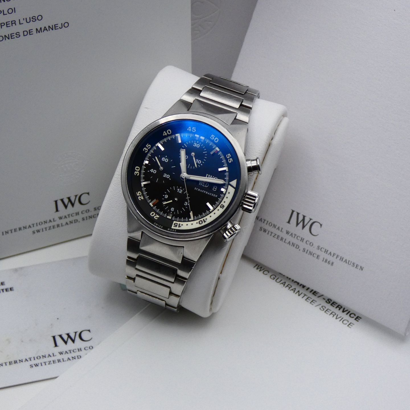 IWC Aquatimer Chronograph IW371928 (2007) - Black dial 41 mm Steel case (2/3)