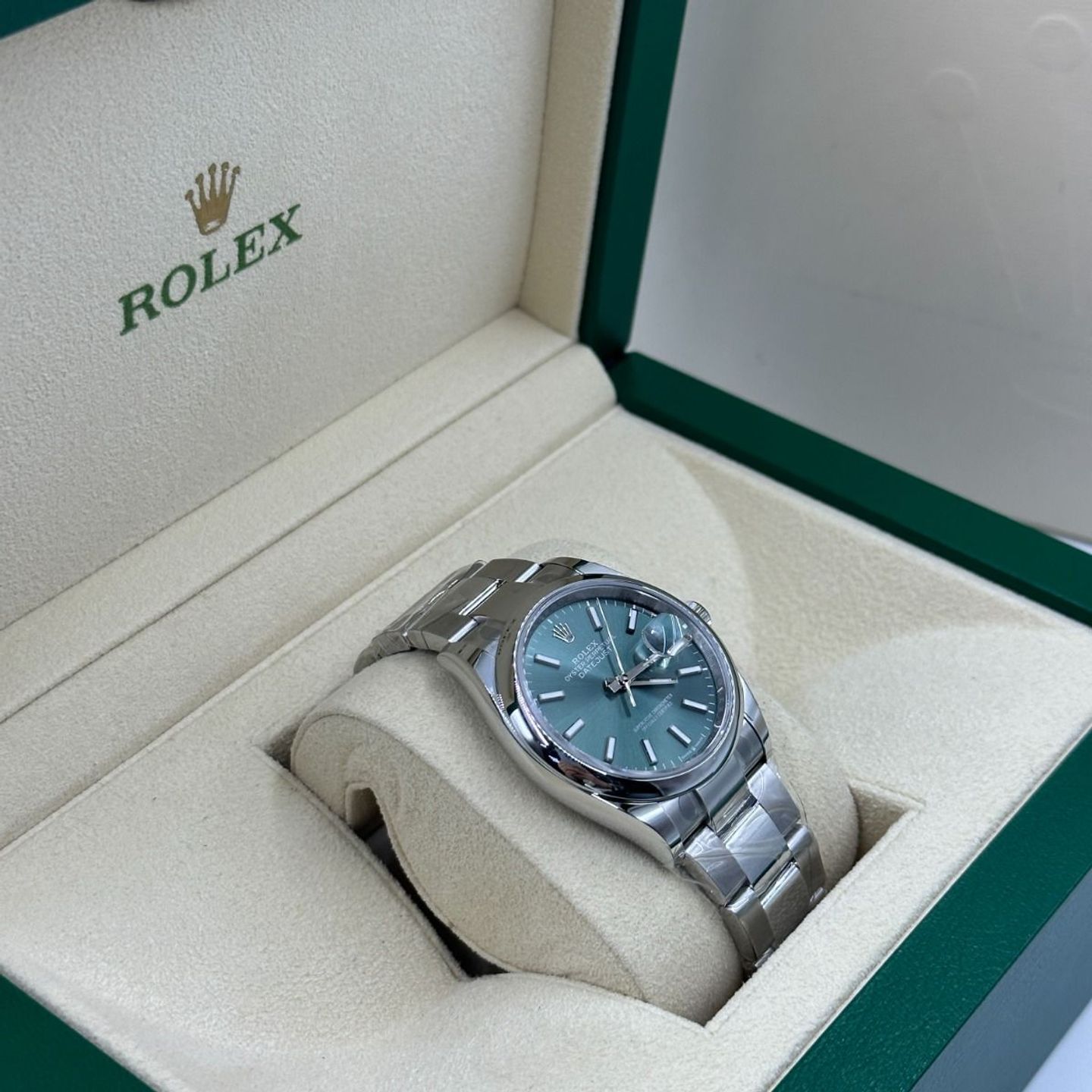 Rolex Datejust 36 126200 (2024) - Green dial 36 mm Steel case (3/8)