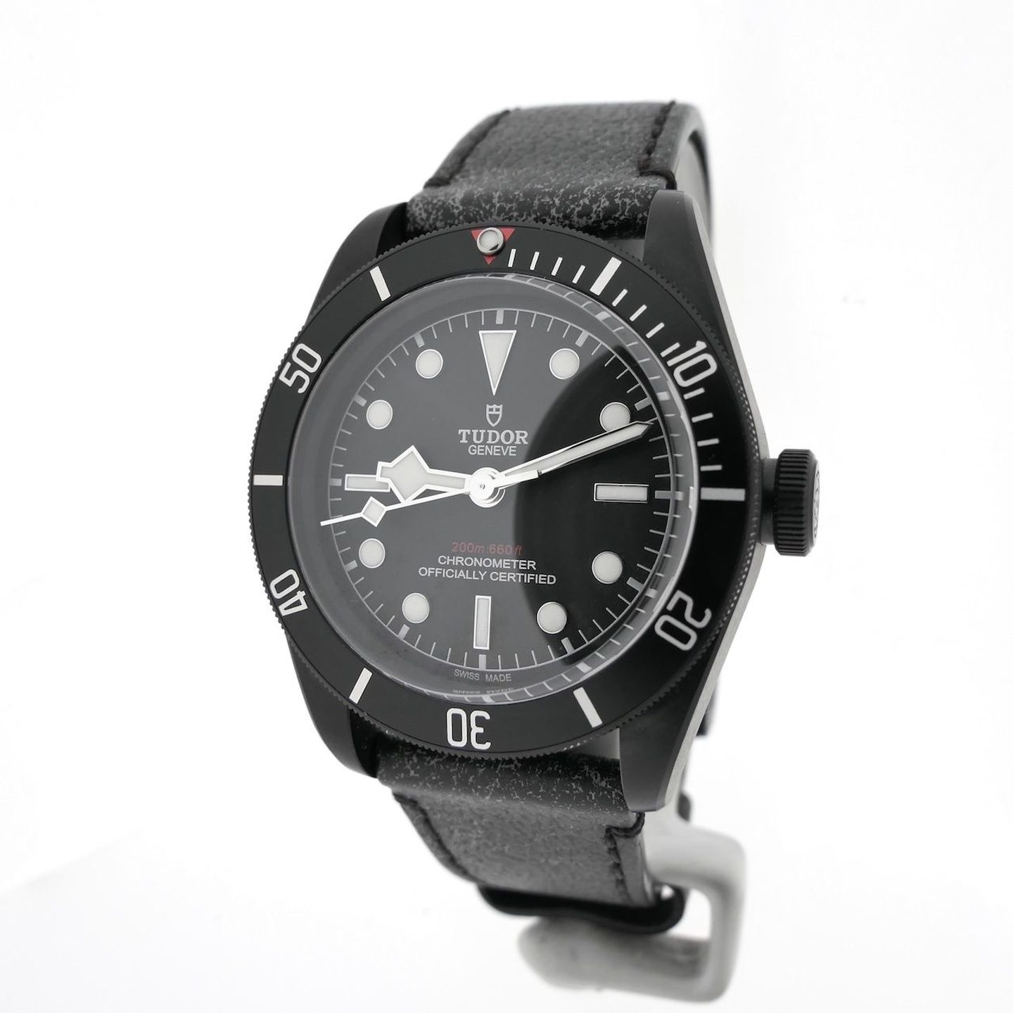 Tudor Black Bay Dark 79230DK (2024) - Black dial 41 mm Steel case (2/8)