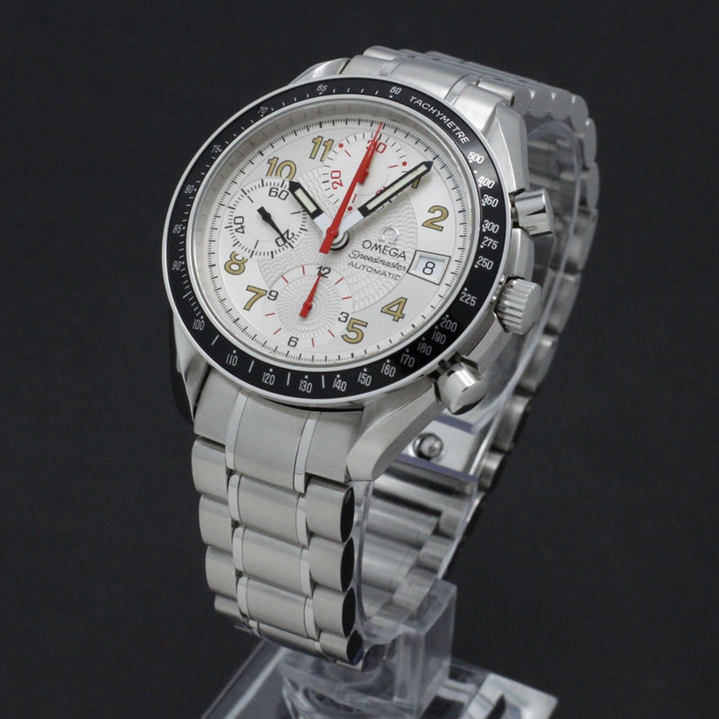 Omega Speedmaster Date 3513.33 (1998) - Silver dial 39 mm Steel case (2/7)