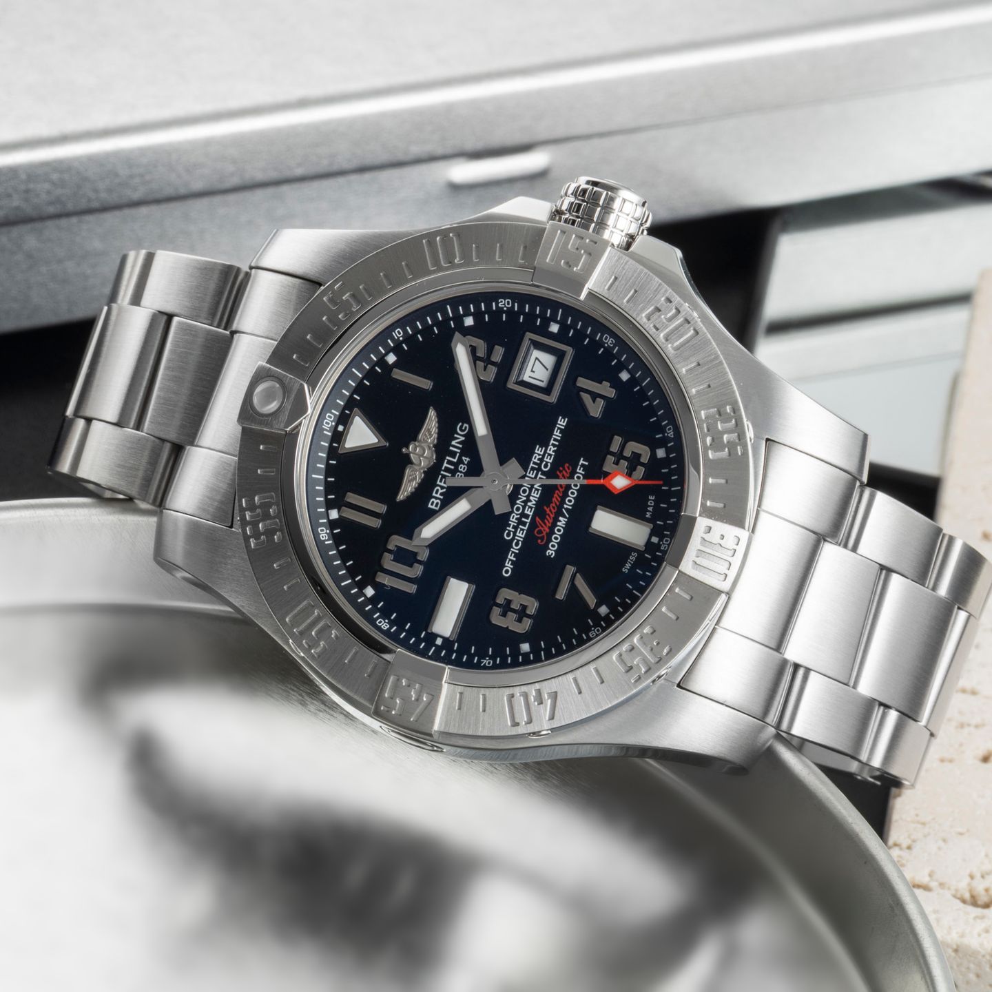 Breitling Avenger II Seawolf A17331101B2A1 - (2/8)