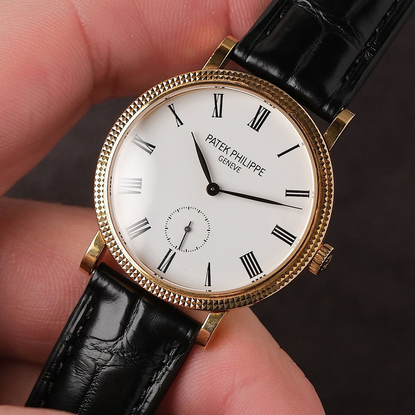 Patek Philippe Calatrava 7119J - (1/7)