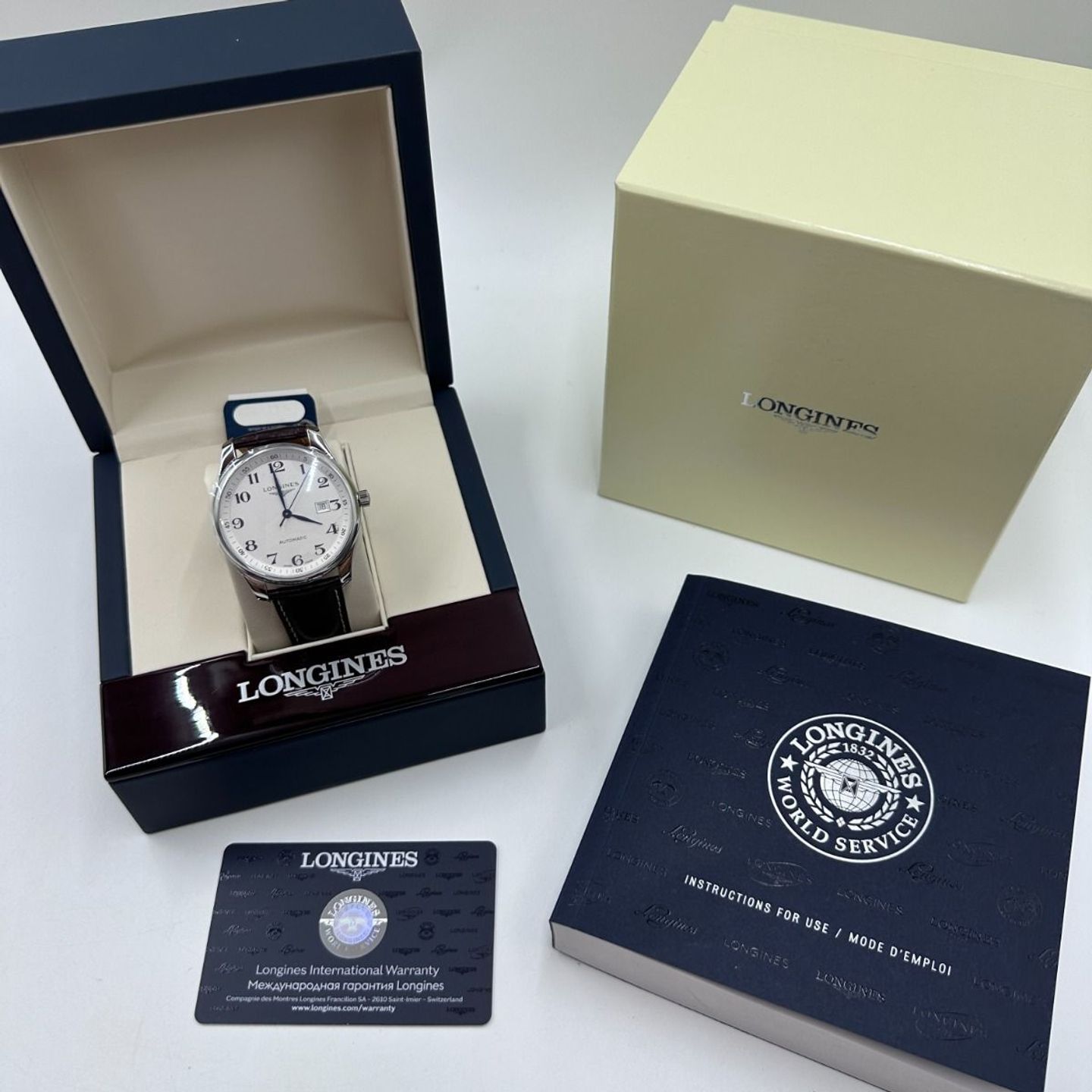 Longines Master Collection L2.893.4.78.3 (2023) - Zilver wijzerplaat 42mm Staal (1/8)