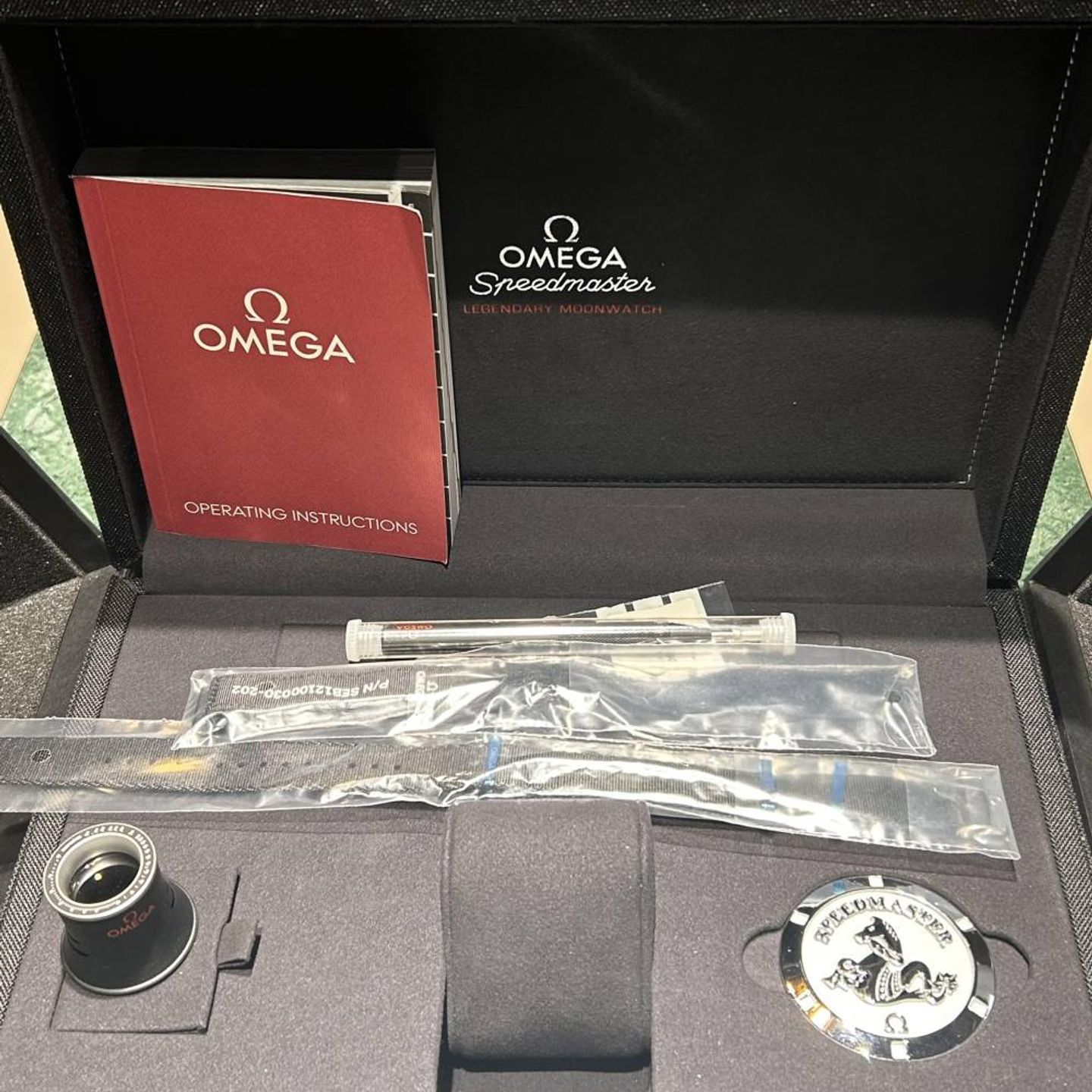 Omega Speedmaster Professional Moonwatch 311.30.40.30.01.001 (2020) - Black dial 40 mm Steel case (7/7)