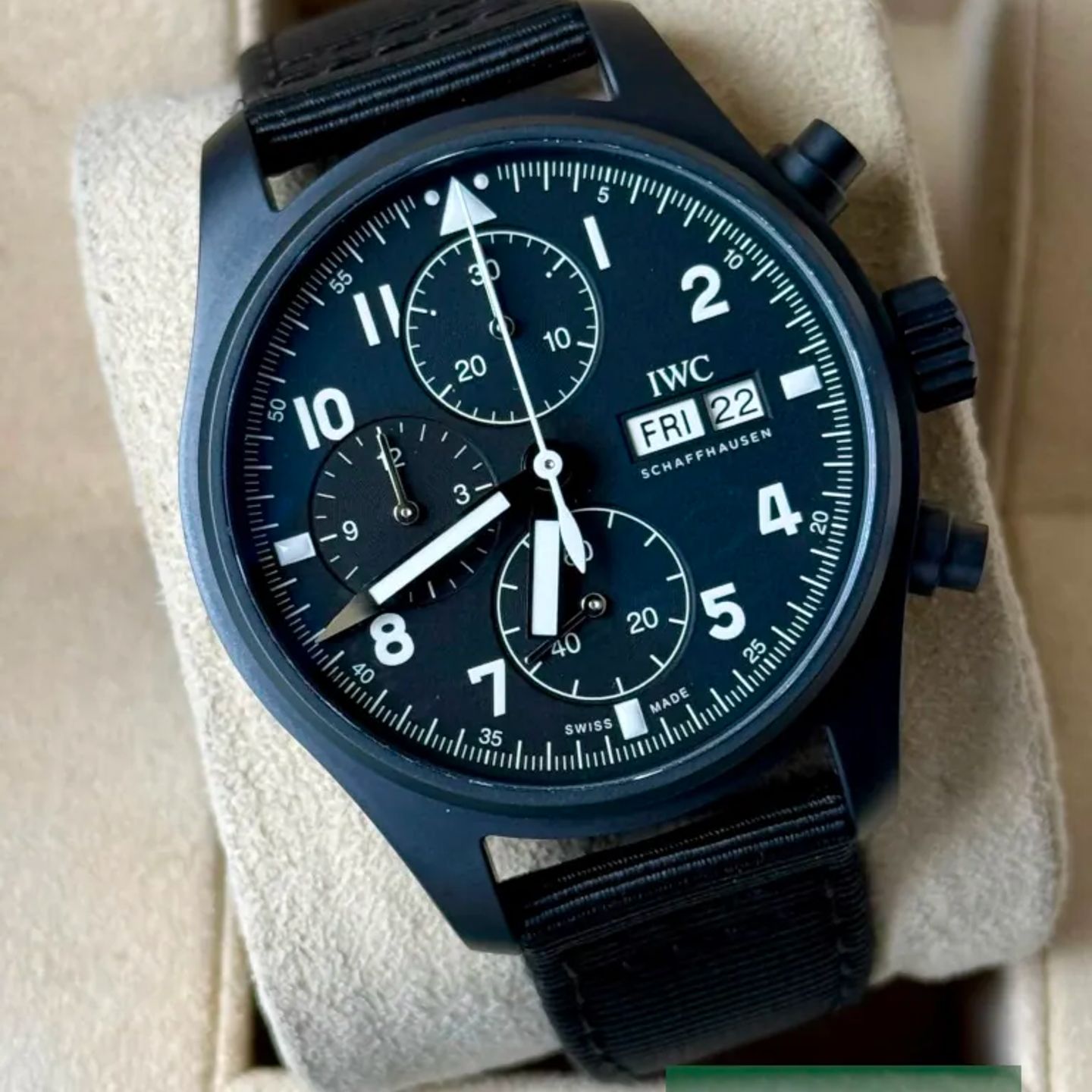 IWC Pilot Chronograph IW387905 - (1/6)
