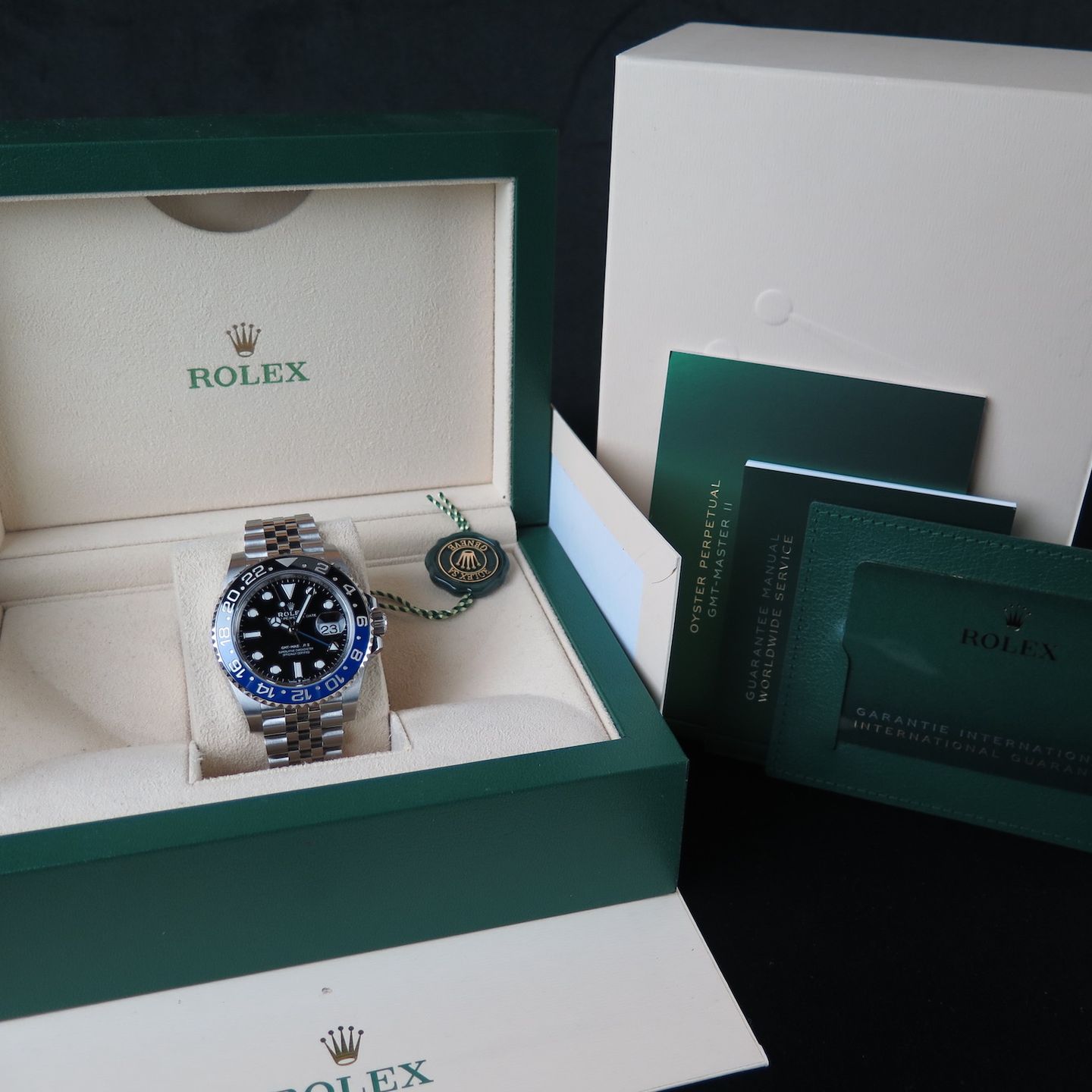 Rolex GMT-Master II 126710BLNR (2022) - Black dial 40 mm Steel case (8/8)