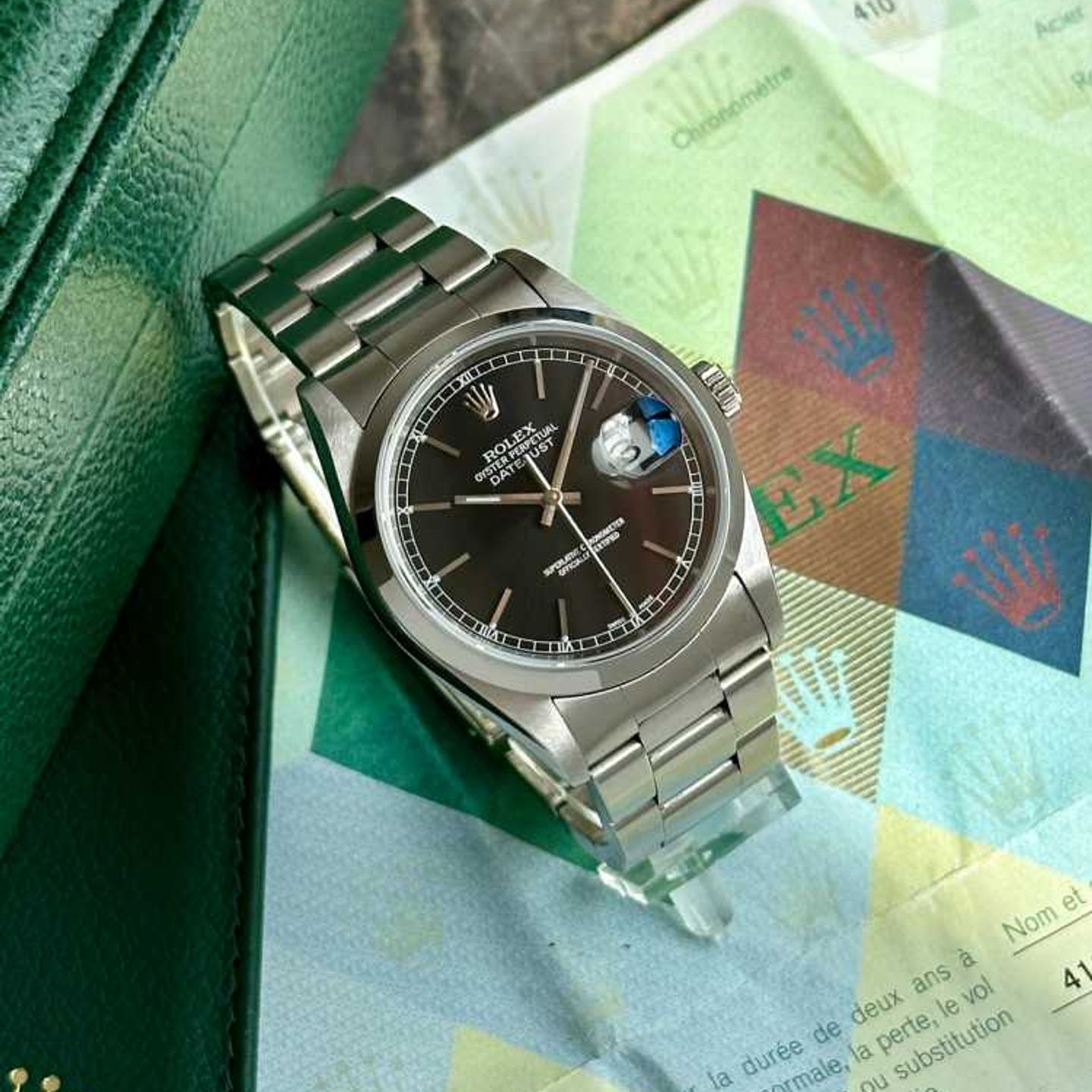 Rolex Datejust 36 16200 (2004) - Zwart wijzerplaat 36mm Staal (3/8)