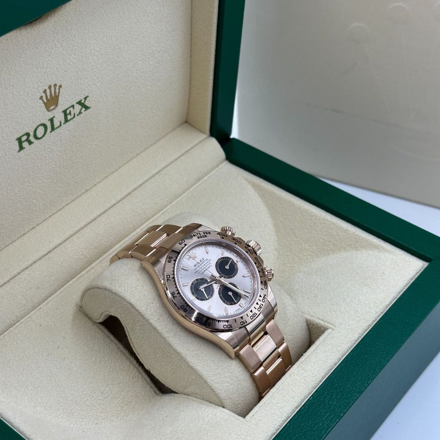 Rolex Daytona 126505 - (3/8)