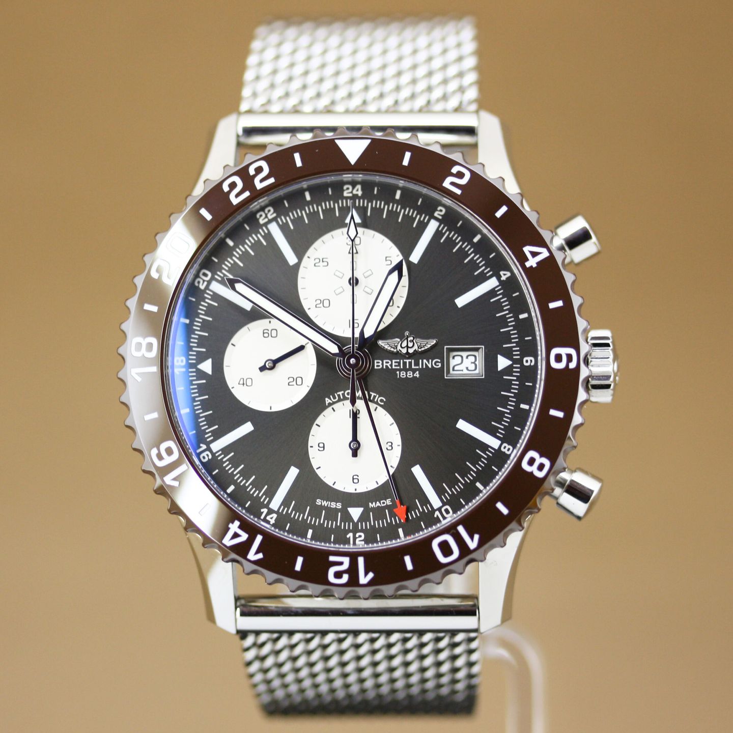 Breitling Chronoliner Y2431033/Q621 (2020) - Bronze dial 46 mm Steel case (2/8)