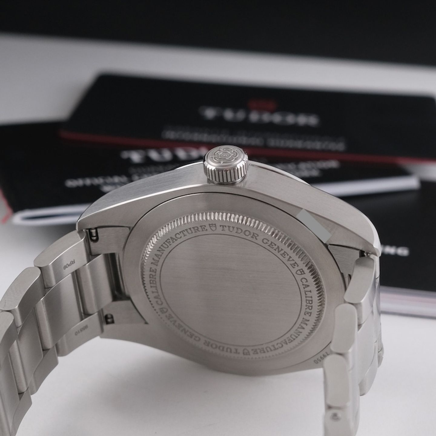 Tudor Ranger 79950 (2024) - Black dial 39 mm Steel case (6/8)