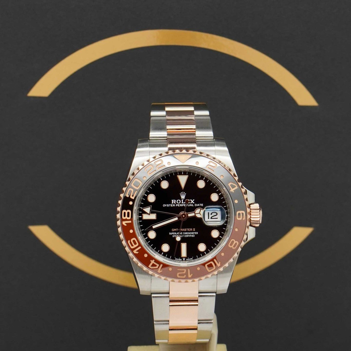 Rolex GMT-Master II 126711CHNR (2022) - Black dial 40 mm Gold/Steel case (7/7)