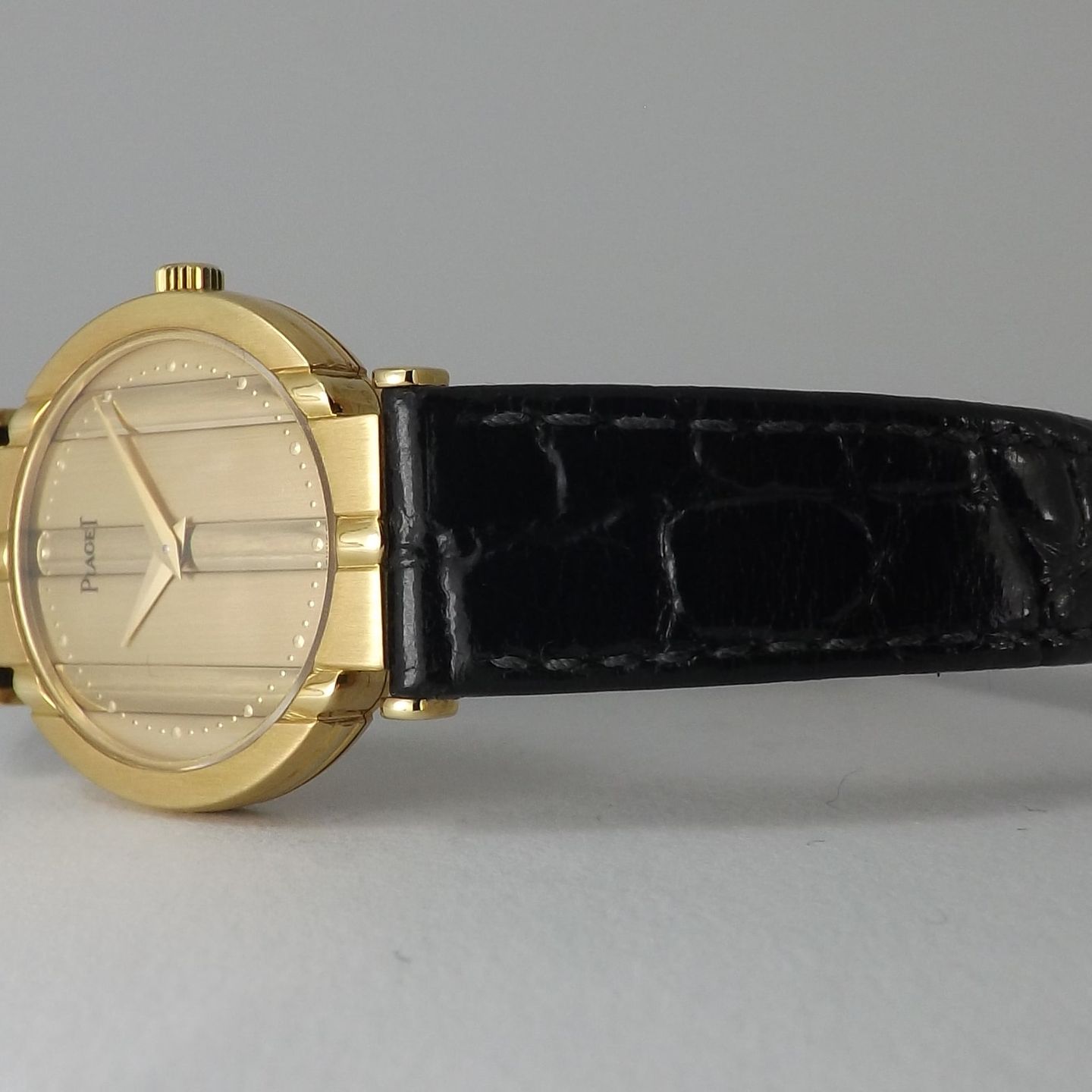 Piaget Polo 8263 (Unknown (random serial)) - Gold dial 24 mm Yellow Gold case (3/8)