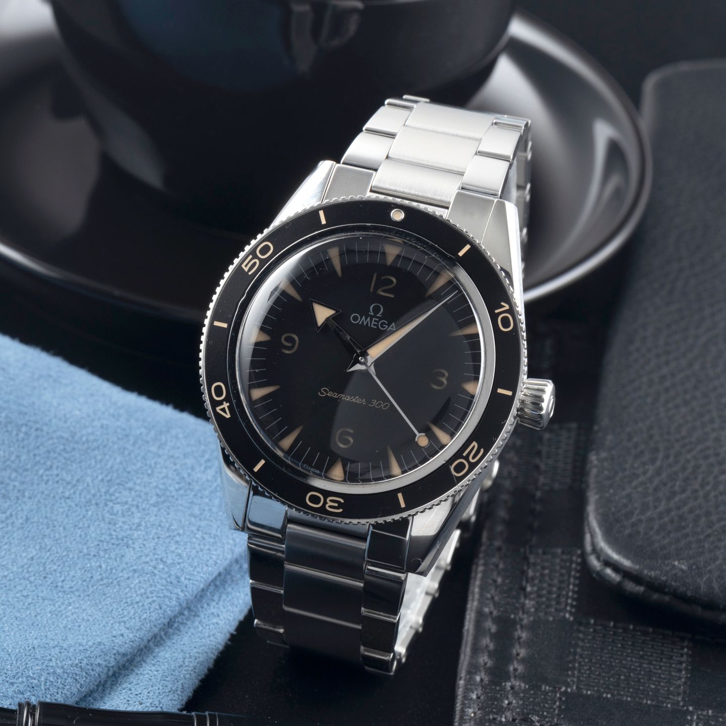 Omega Seamaster 300 234.30.41.21.01.001 - (1/8)