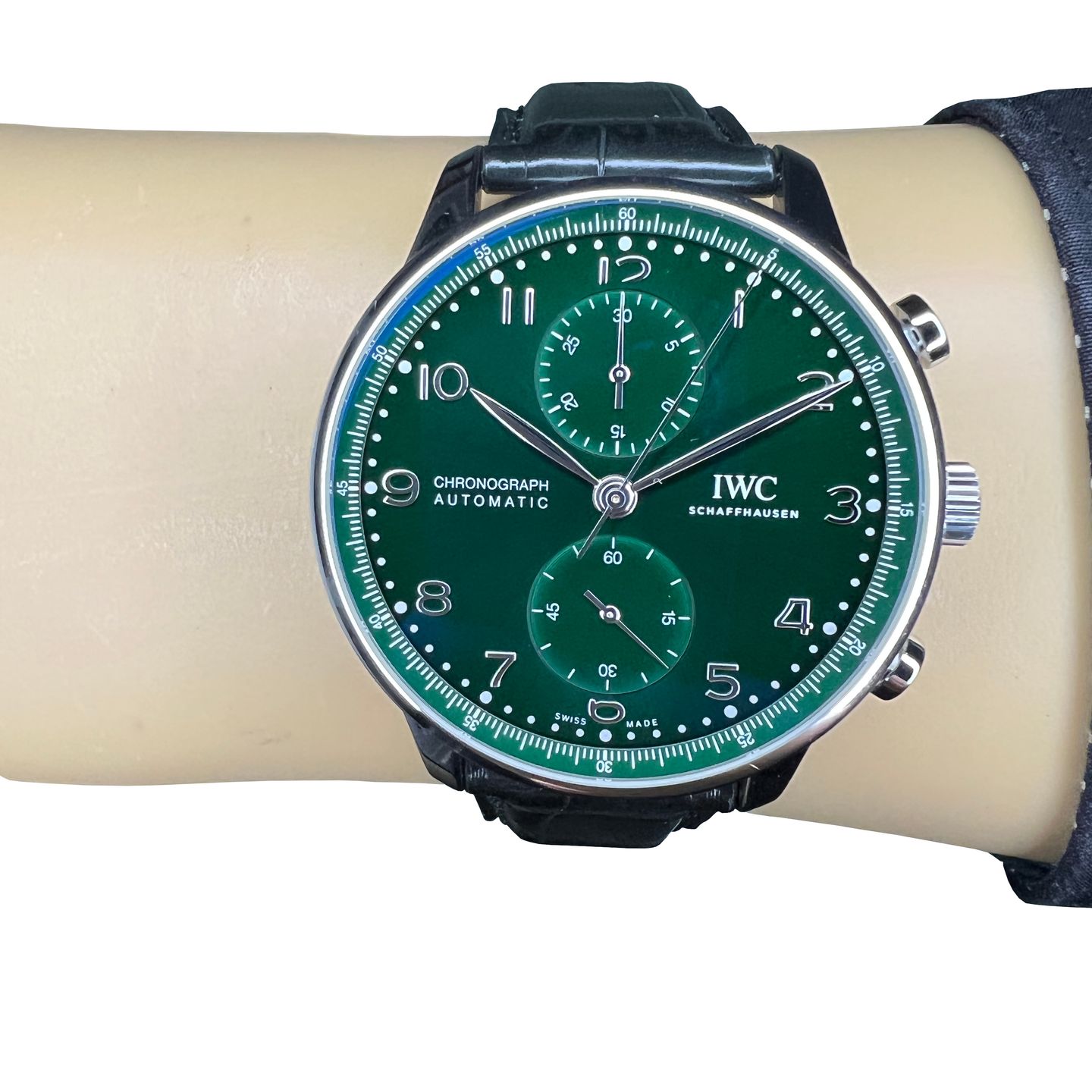 IWC Portuguese Chronograph IW371615 (2024) - Green dial 41 mm Steel case (2/8)