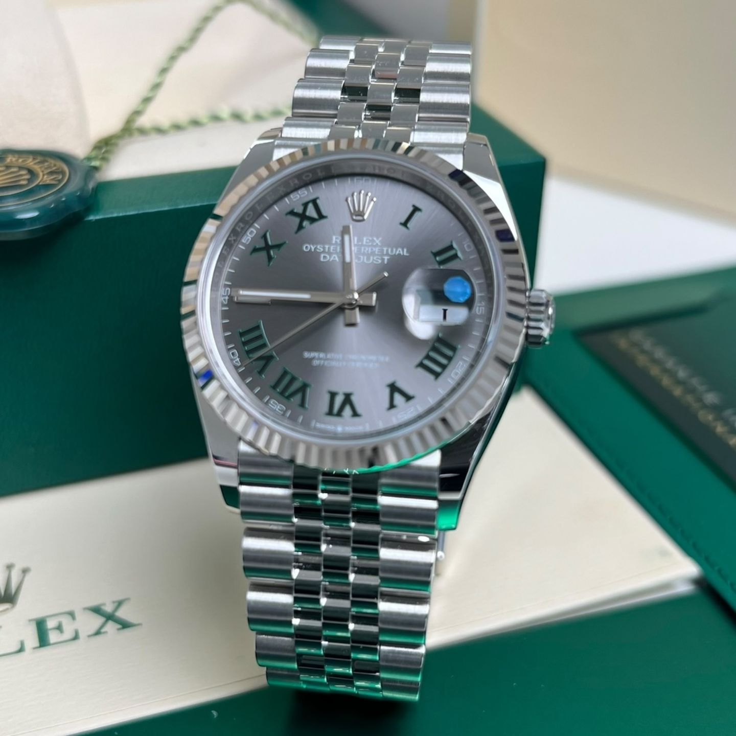 Rolex Datejust 36 126234 (2024) - Grijs wijzerplaat 36mm Staal (4/6)