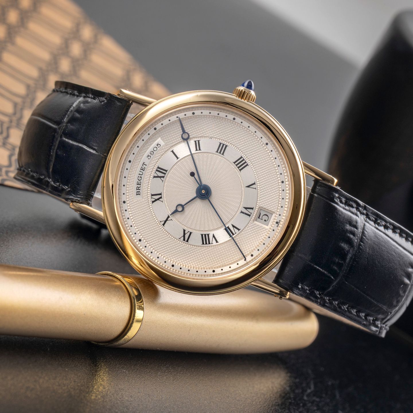 Breguet Classique 3320 (1995) - Beige dial 33 mm Yellow Gold case (2/8)