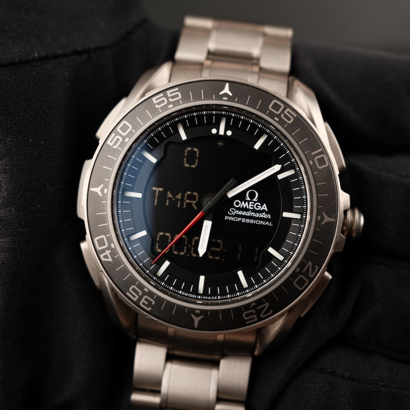 Omega Speedmaster Skywalker X-33 318.90.45.79.01.001 (2014) - Zwart wijzerplaat 45mm Titanium (1/8)