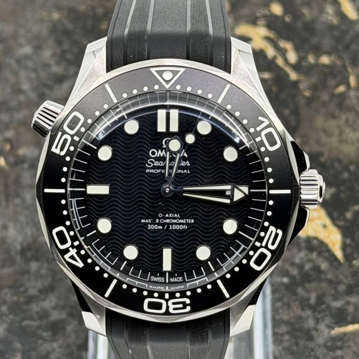 Omega Seamaster Diver 300 M 210.32.42.20.01.003 - (2/8)