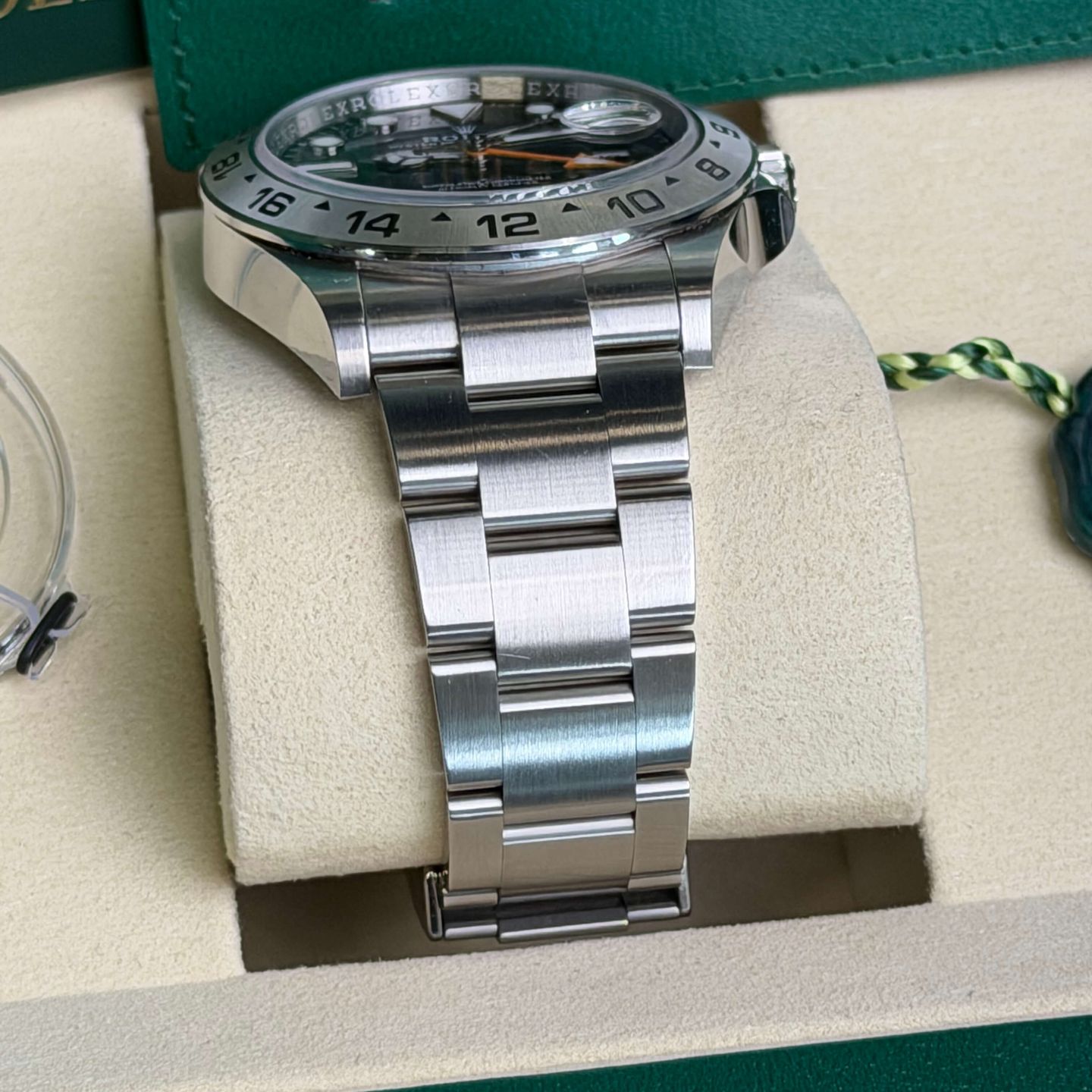 Rolex Explorer II 226570 - (5/7)