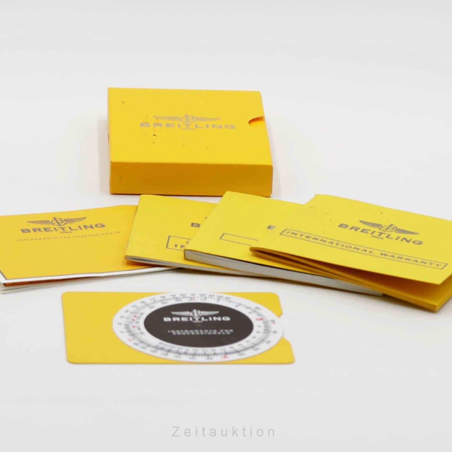 Breitling Navitimer D23322 - (7/8)