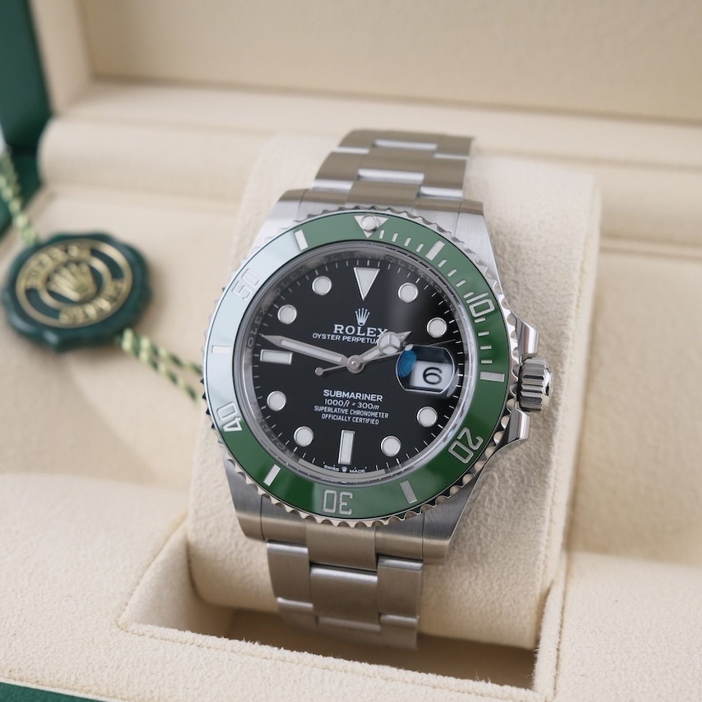 Rolex Submariner Date 126610LV (2023) - Black dial 41 mm Steel case (2/8)