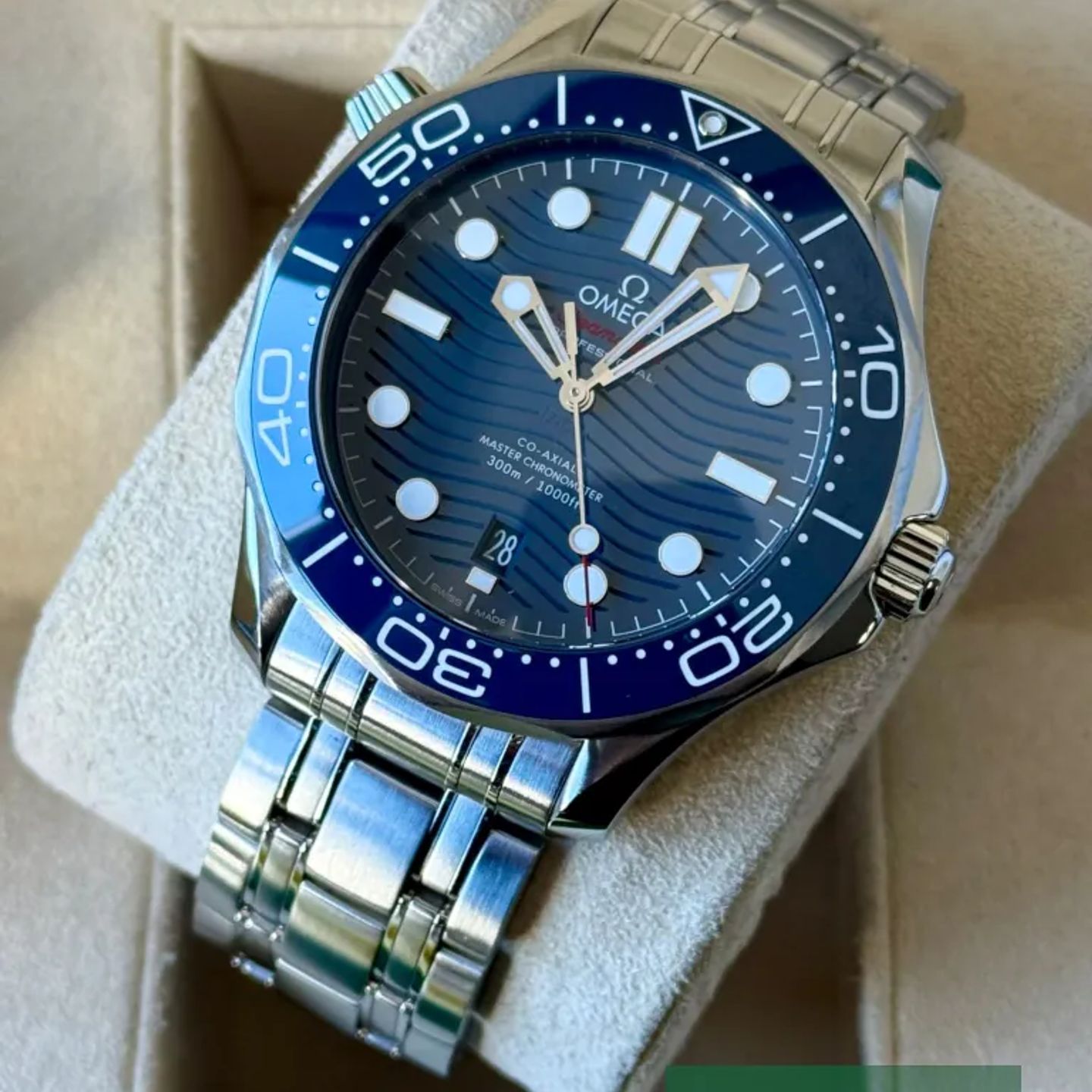 Omega Seamaster Diver 300 M 210.30.42.20.03.001 - (3/7)