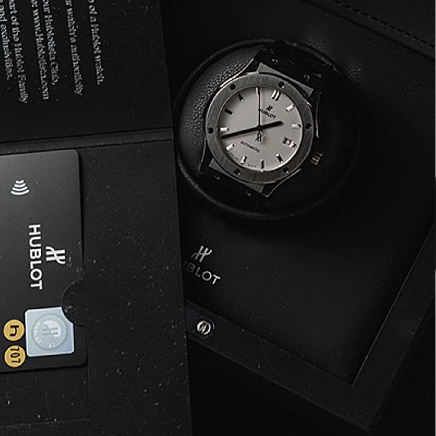 Hublot Classic Fusion 511.NX.2611.LR (2017) - Silver dial 45 mm Titanium case (7/8)