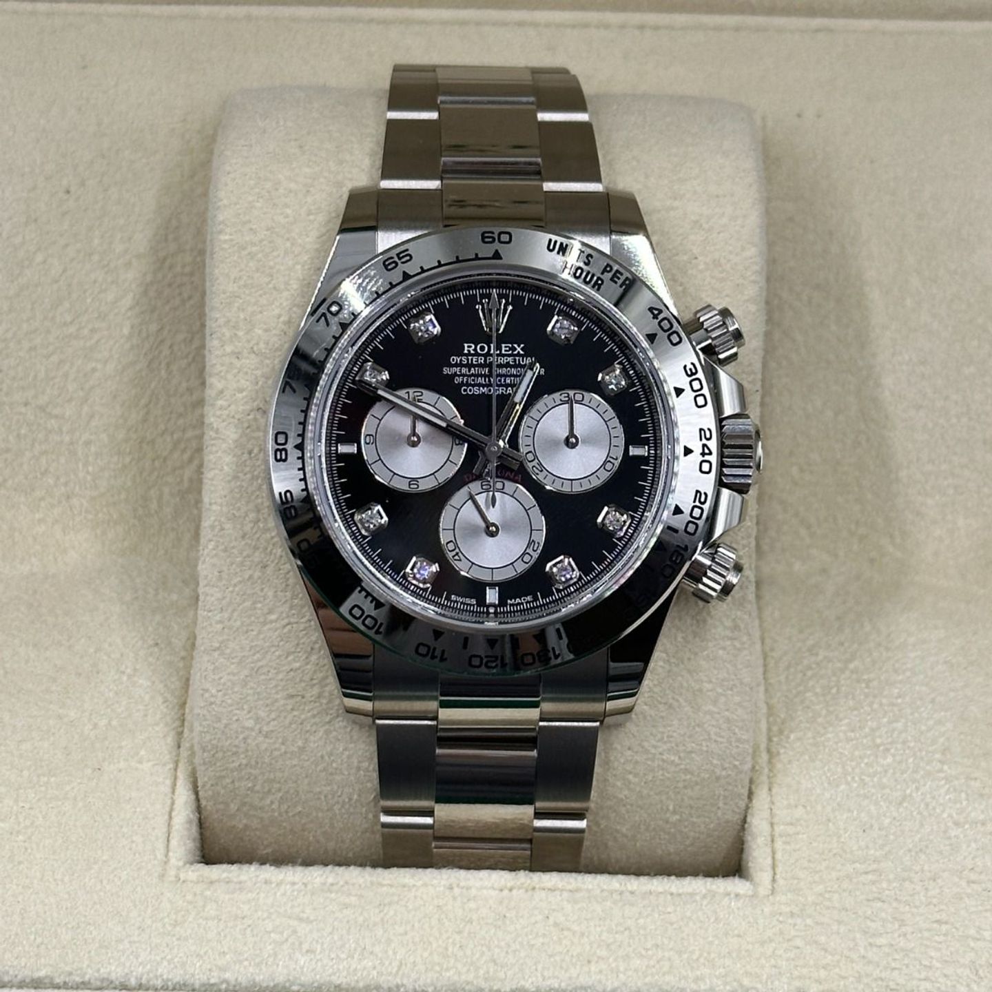 Rolex Daytona 126509 (2024) - Black dial 40 mm White Gold case (5/8)