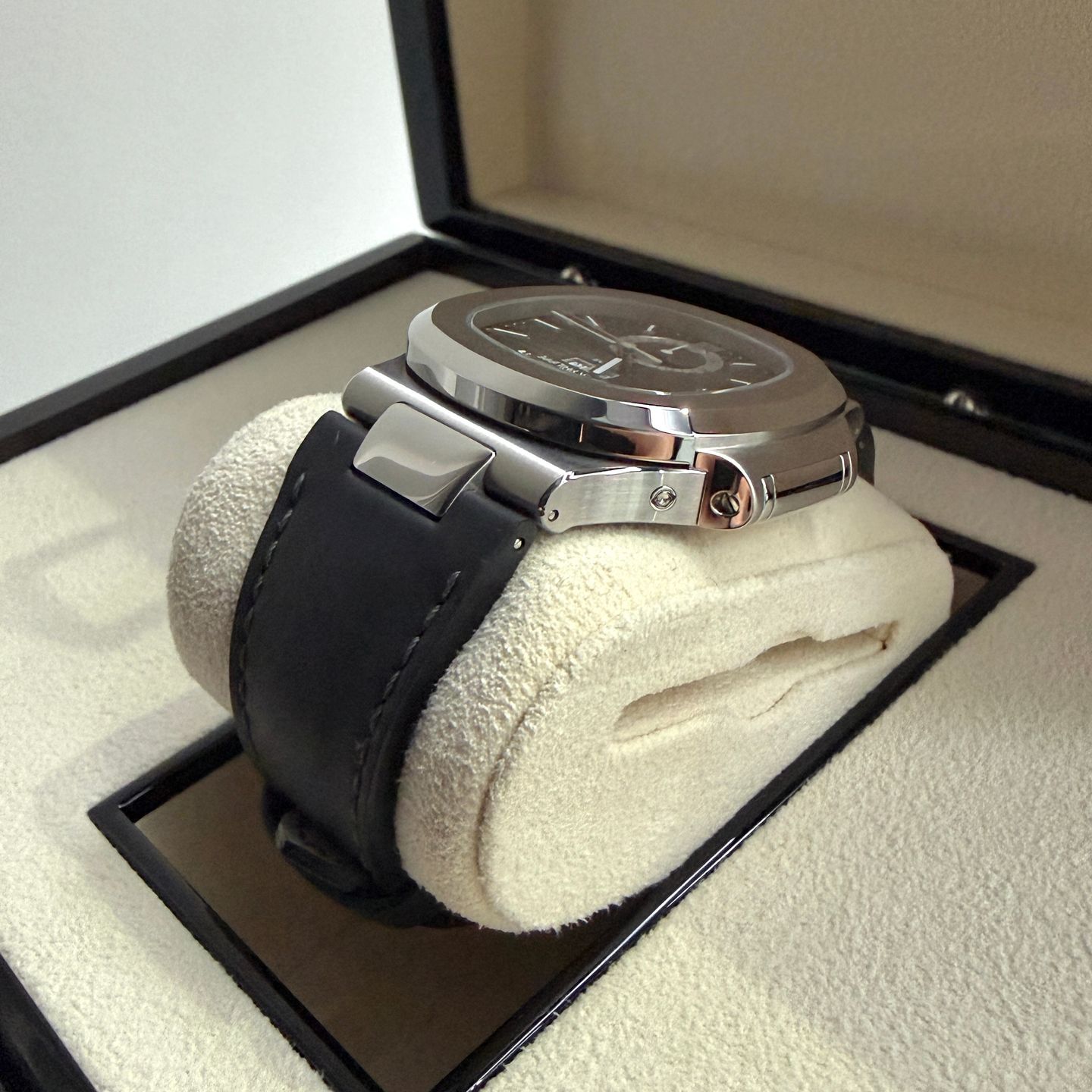 Patek Philippe Nautilus 5726A-001 - (3/7)