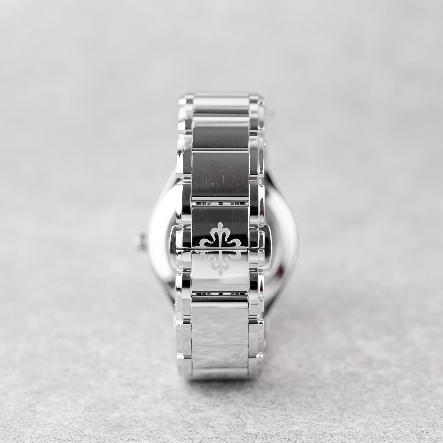 Patek Philippe World Time Chronograph 5935A-001 - (6/8)