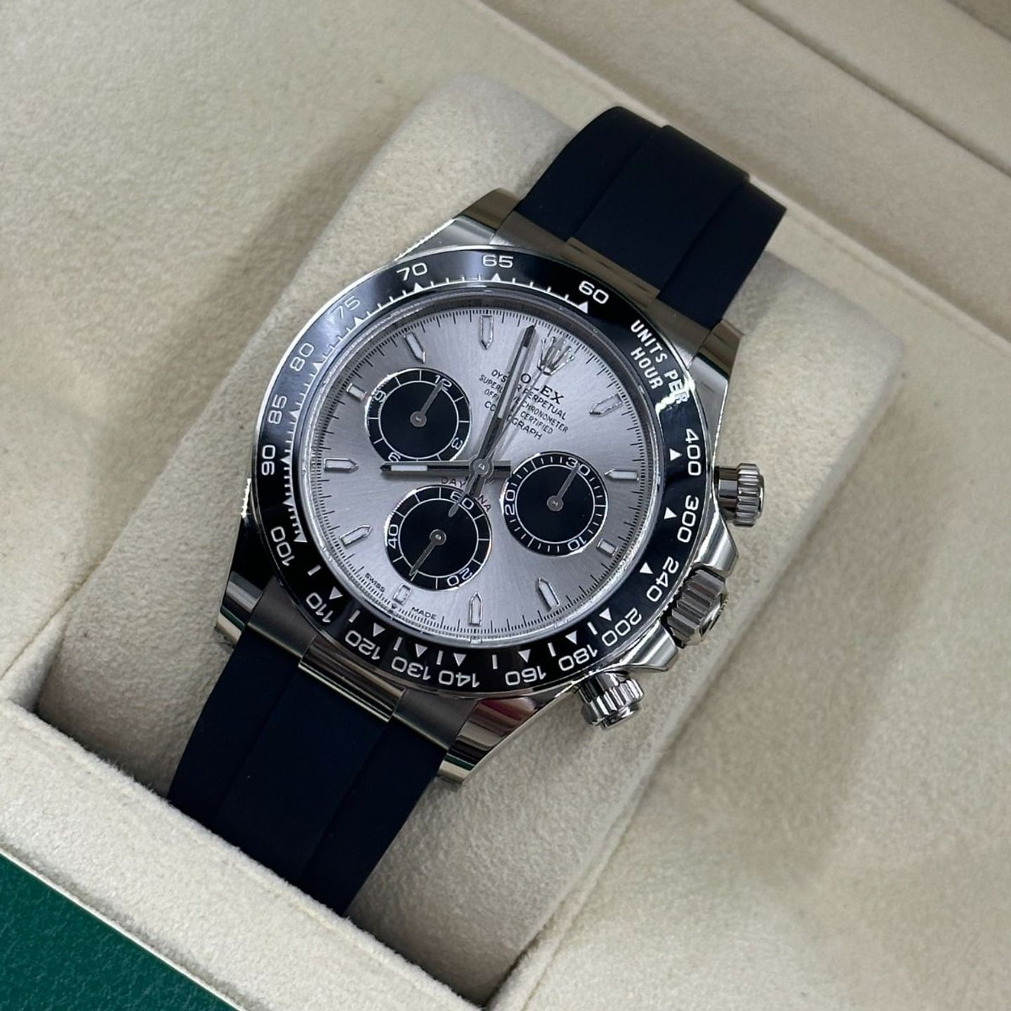 Rolex Daytona 126519LN (2024) - Zilver wijzerplaat 40mm Witgoud (8/8)