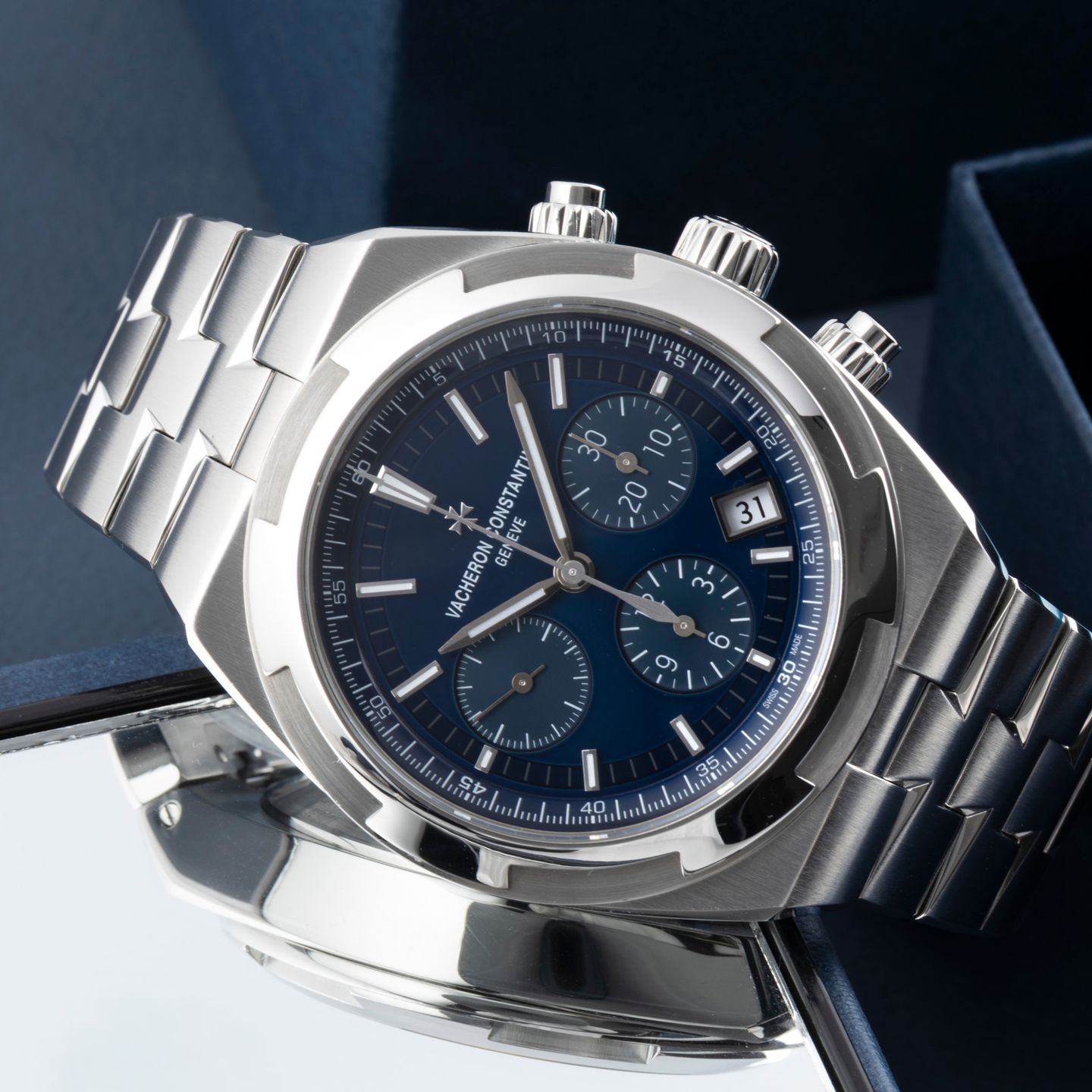 Vacheron Constantin Overseas Chronograph 5500V/110A-B148 - (2/8)