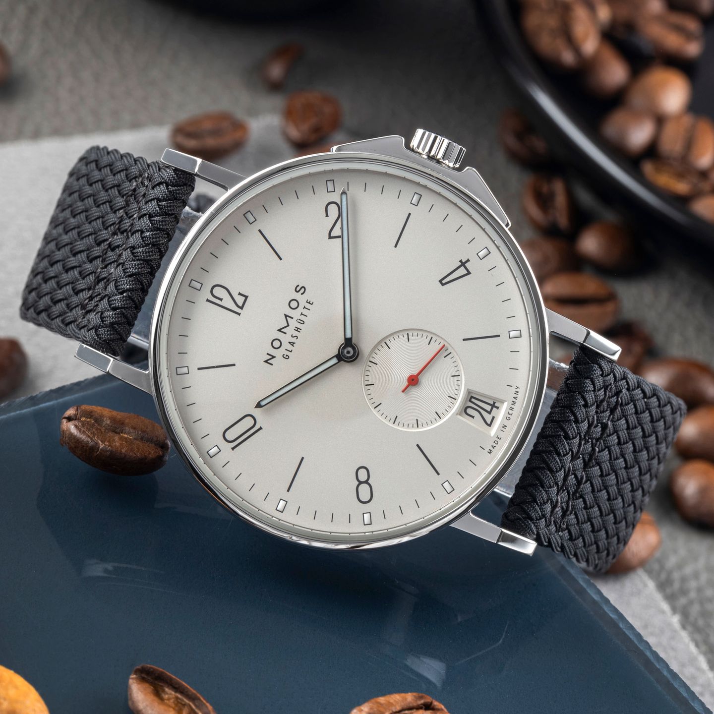 NOMOS Ahoi Datum 551 - (2/8)