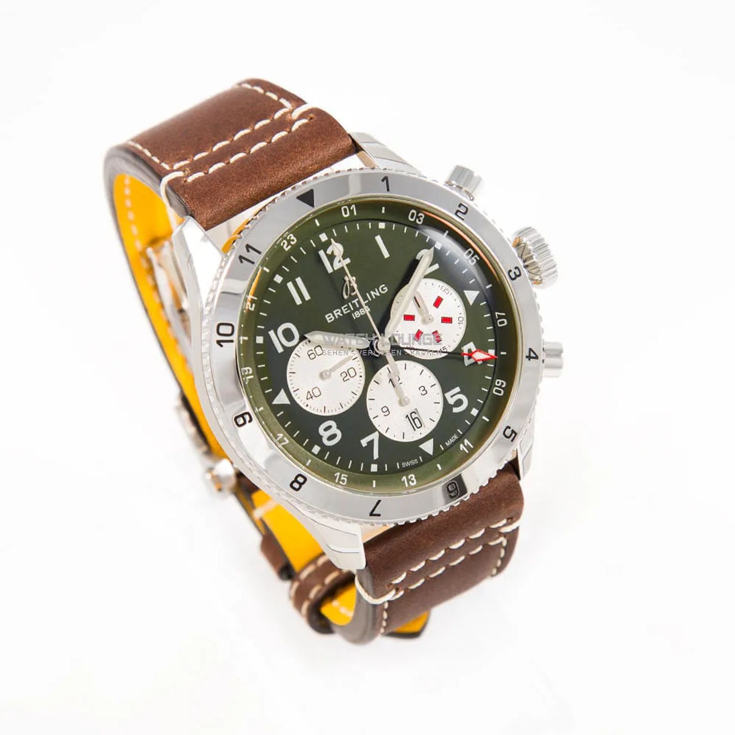 Breitling Super Avi AB04452A1L1X1 (2025) - Green dial 46 mm Steel case (4/8)